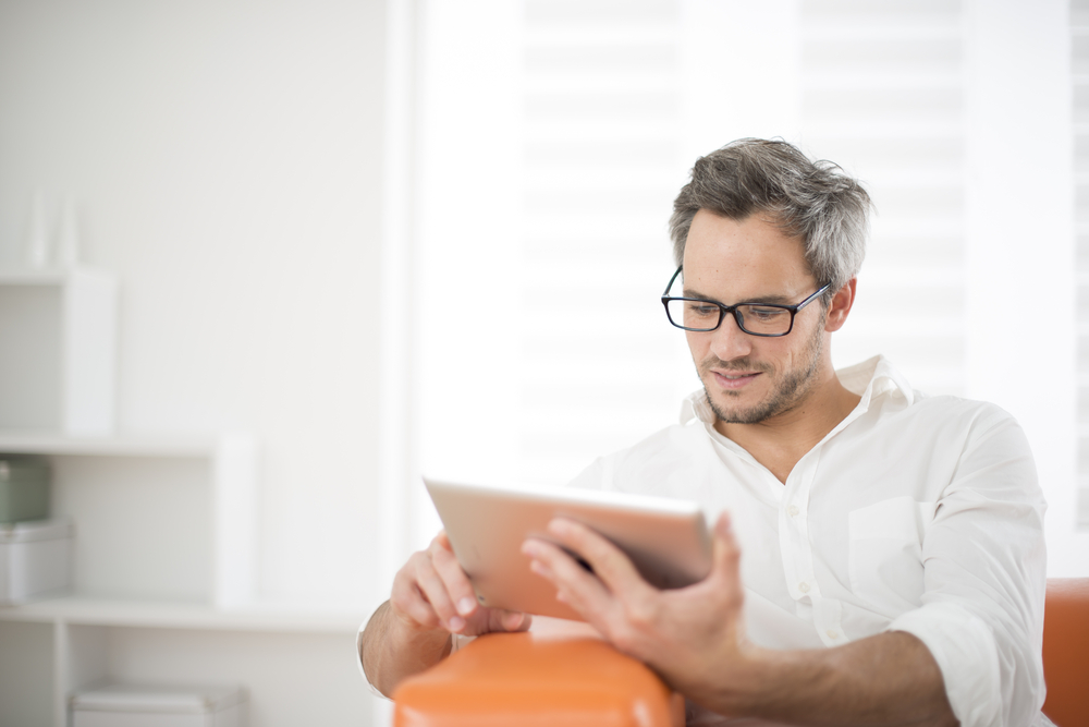 visual disabilities macular degeneration low vision